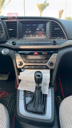 هیۆندای ئەلەنترا